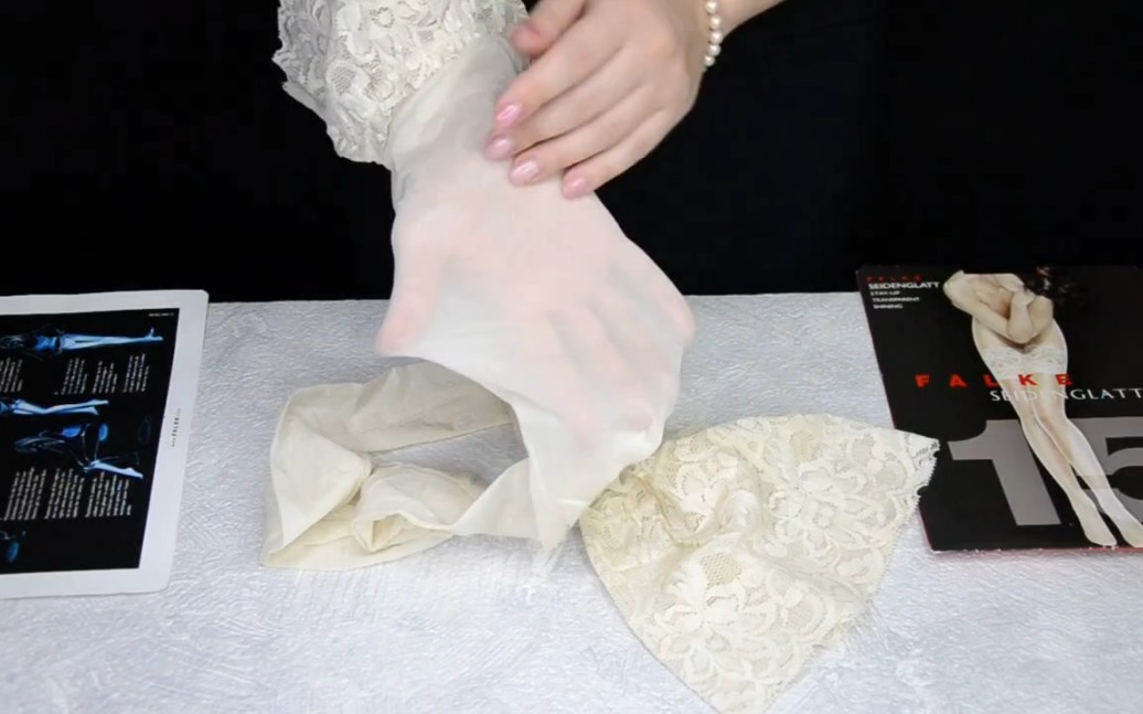 小阿姨蕾丝边长筒白丝评测