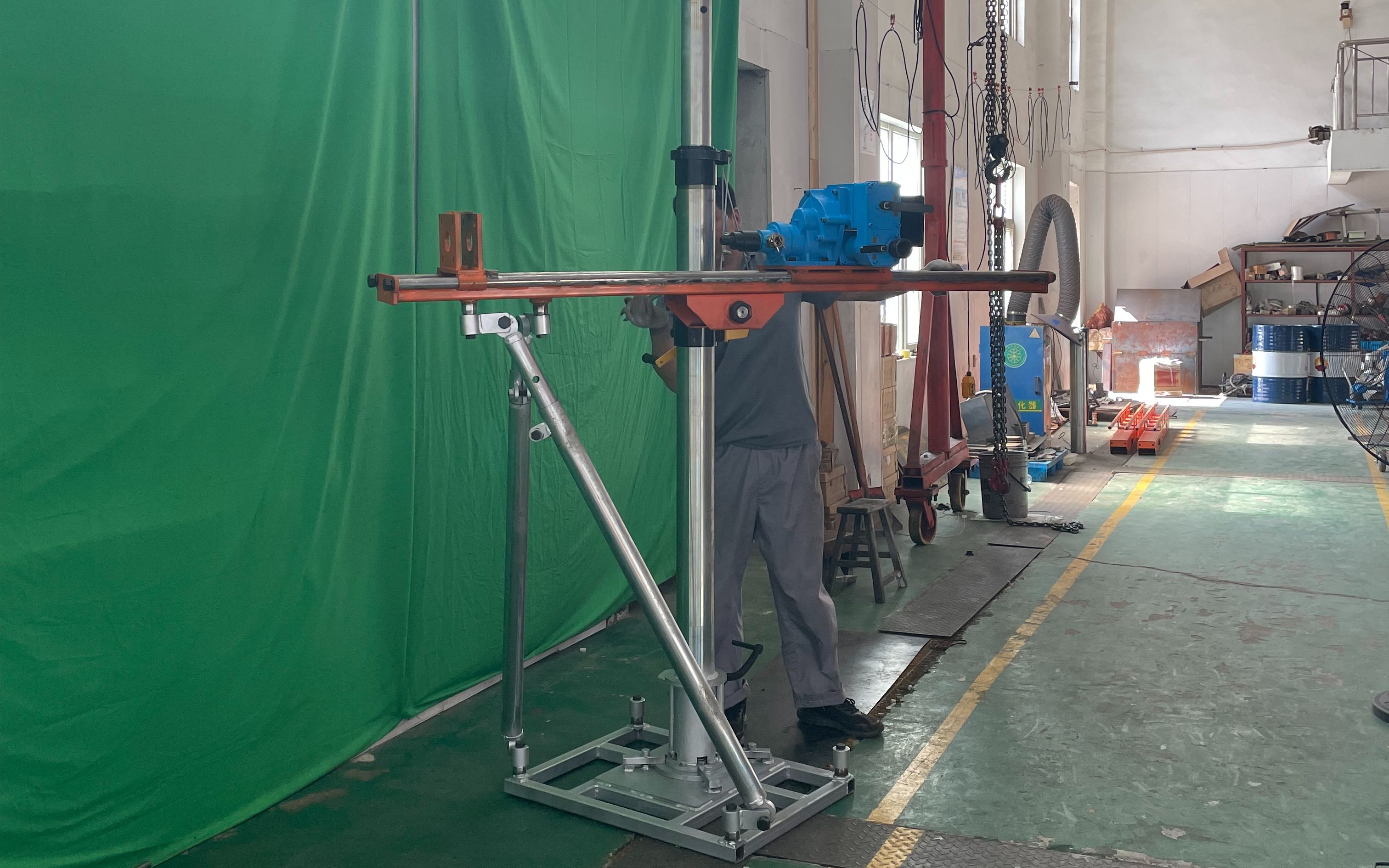 定制山西朔州煤矿切顶泄压钻机