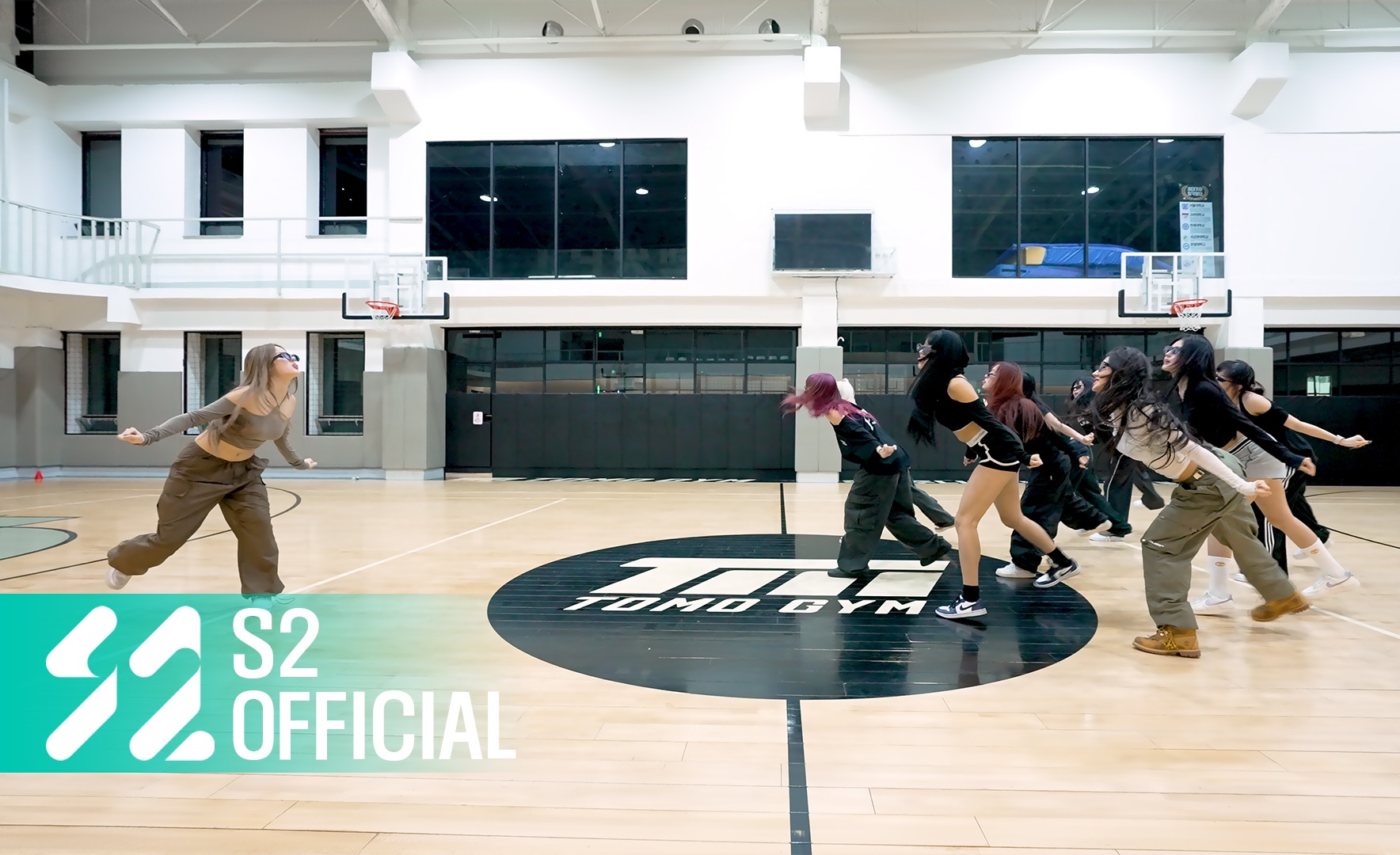 [图]【KIOF】KISS OF LIFE — 'Igloo' Dance Practice