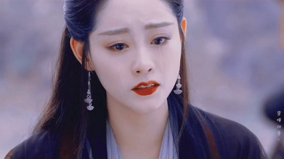 春如旧,人空瘦,泪痕红邑鲛绡透