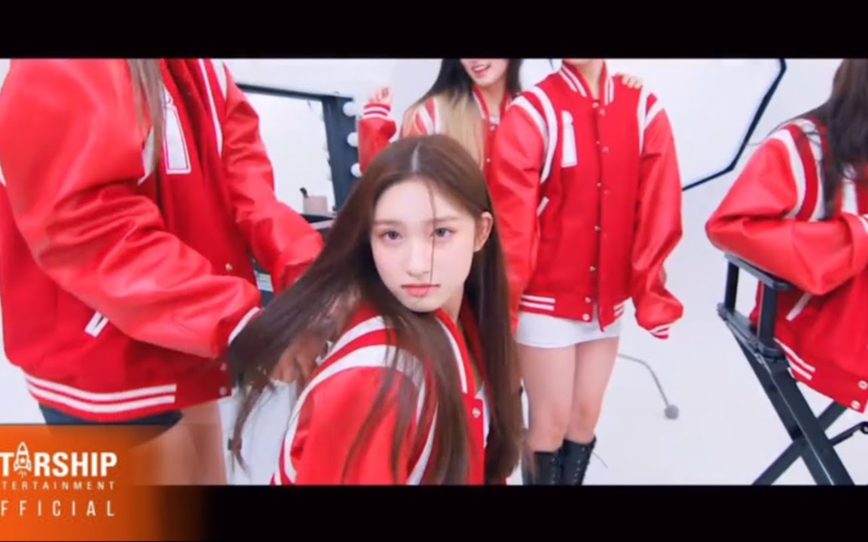 [图]IVE ‘Not Your Girl’ MV