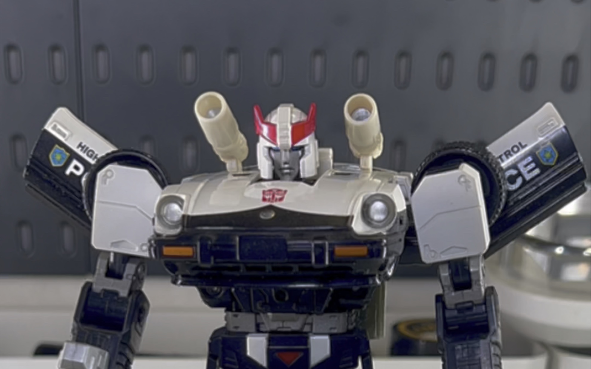 变形金刚 mp17 警车