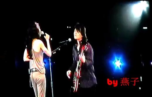 【伍佰&莫文蔚】他不爱我 —— 滚石30周年北京演唱会