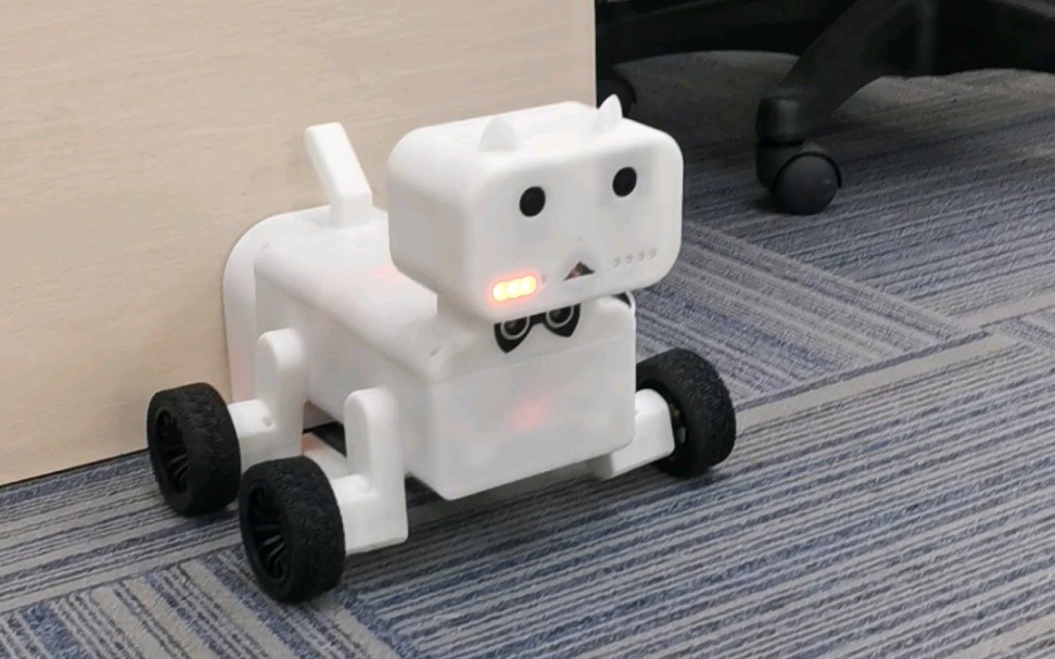 远程逗猫遛狗?这样的机器人了解一下