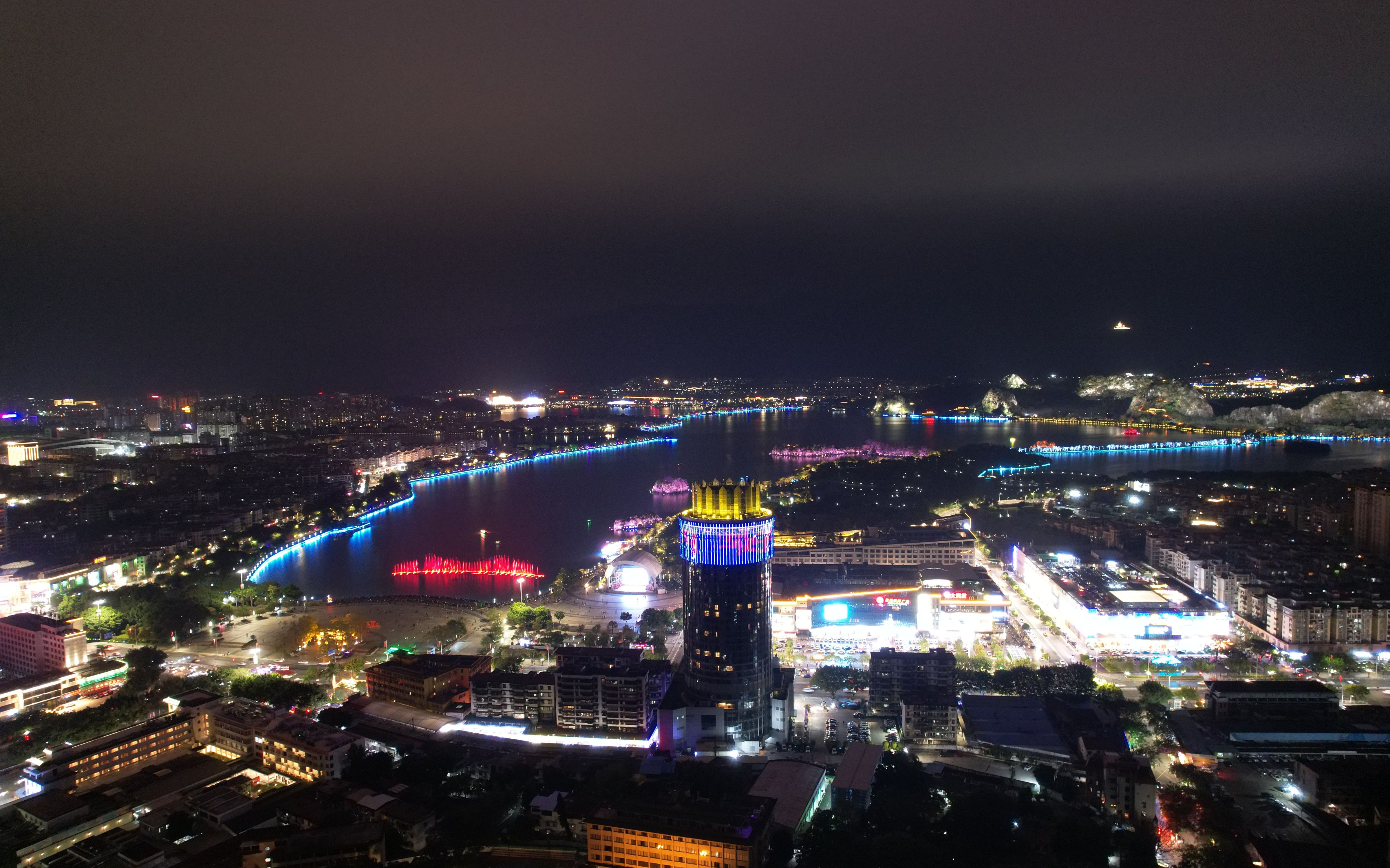 肇庆敏捷城夜景图片