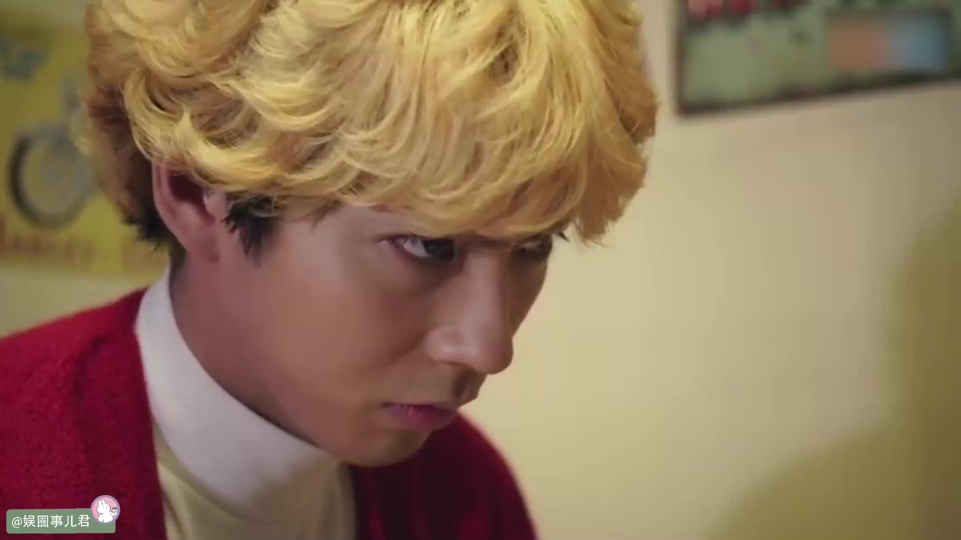 放下刺猬头的伊藤君,瞬间变成路人甲,三桥疯狂吐槽