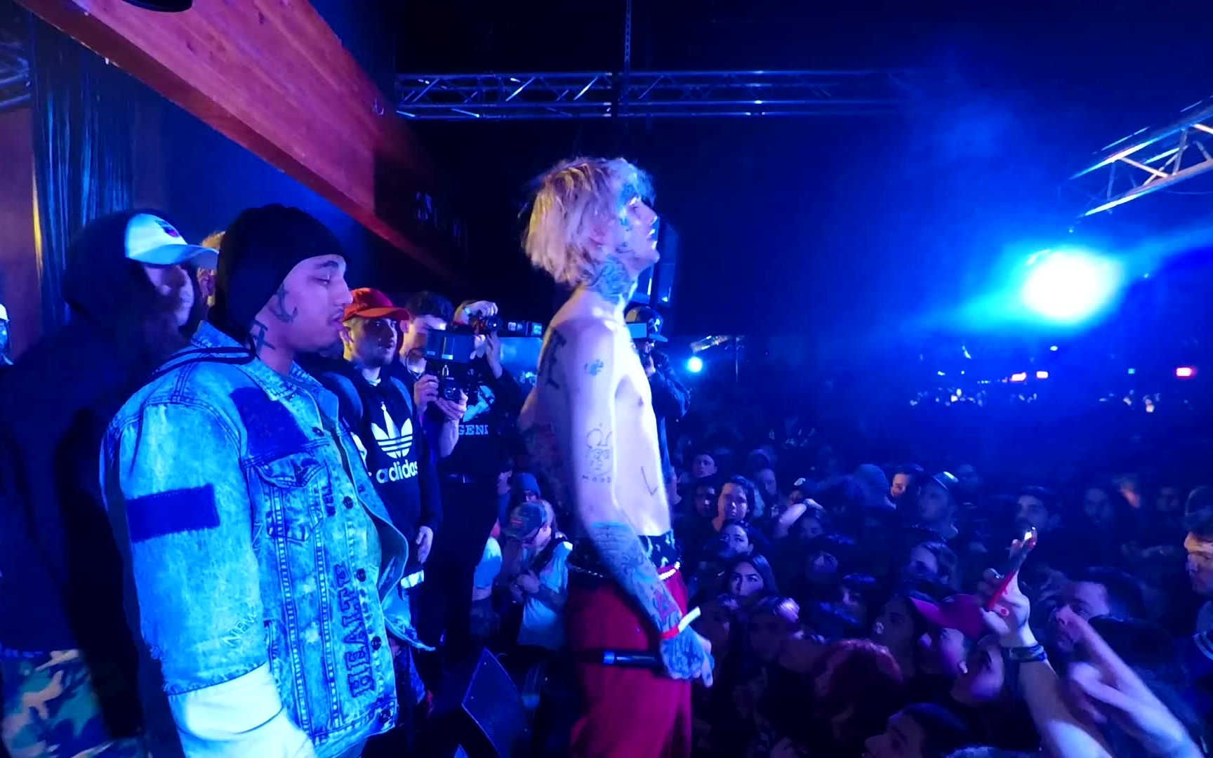 如此丝滑的lilpeep你不爱吗? Lil Peep  Save That Shit (Live in LA, 22517)哔哩哔哩bilibili