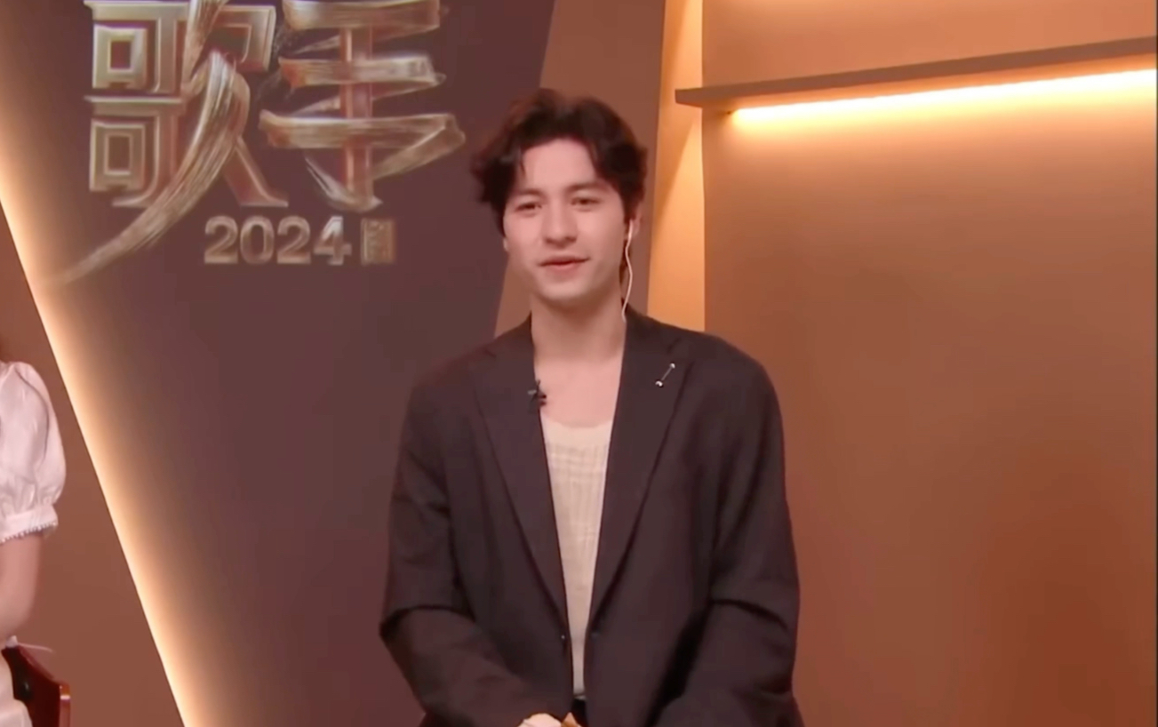 dylan钟逸伦《歌手》采访片段