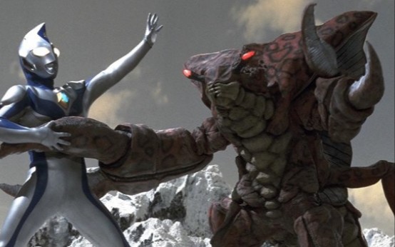 《移动要塞无法上浮!后篇》戴拿奥特曼vs宇宙海兽雷丘巴斯(第二战).