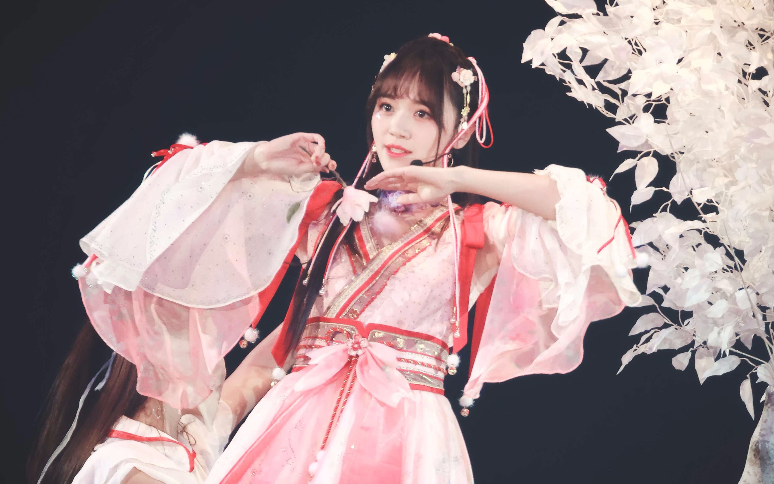 【万丽娜】春夏秋冬_哔哩哔哩 (゜-゜)つロ 干杯~-bilibili