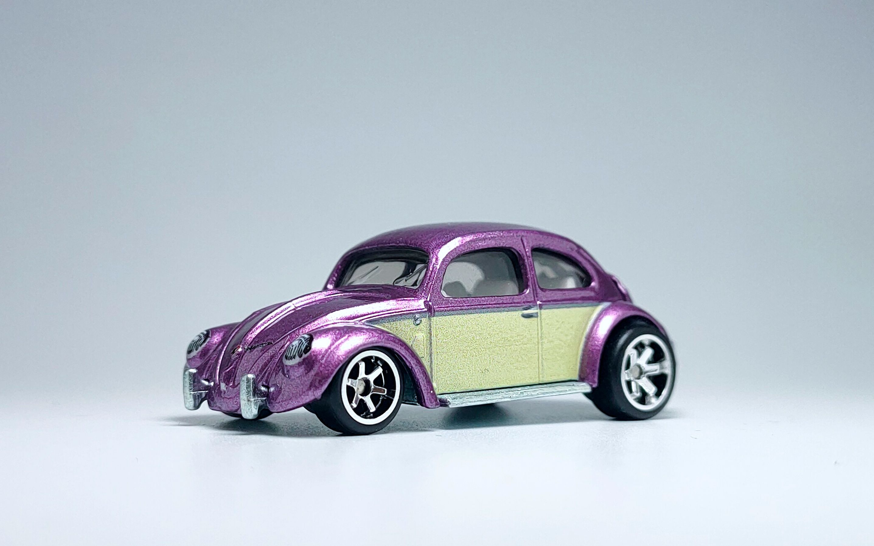 一分钟玩具开盒-风火轮铁底胶胎花园大道套甲壳虫volkswagen classic