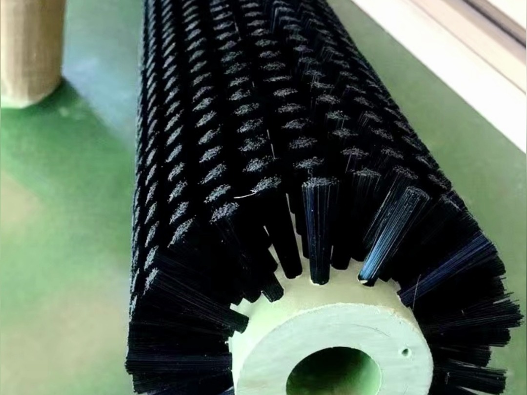 工业毛刷辊,工业毛刷,拉丝辊,毛刷辊生产厂家,清洗机毛刷辊