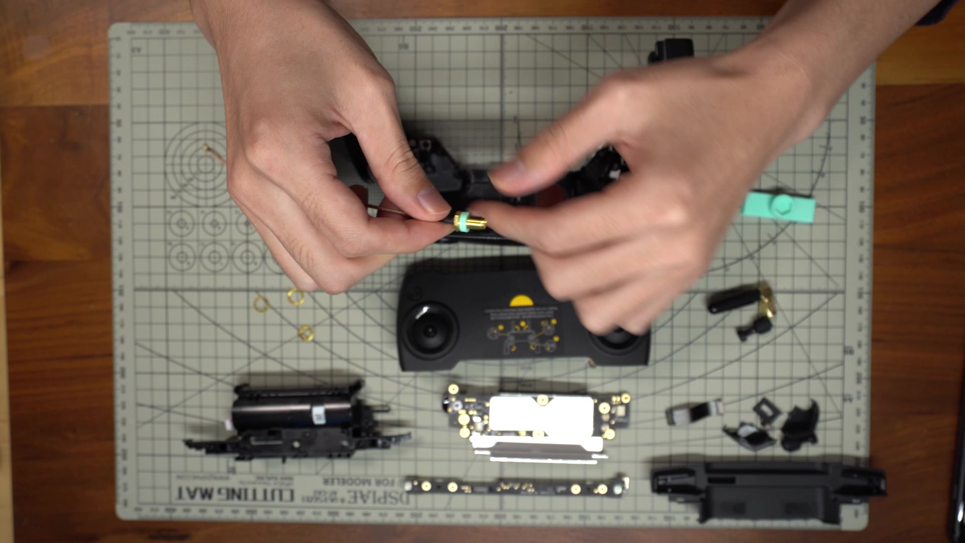 mavicmini御mini遥控器拆解更换天线二