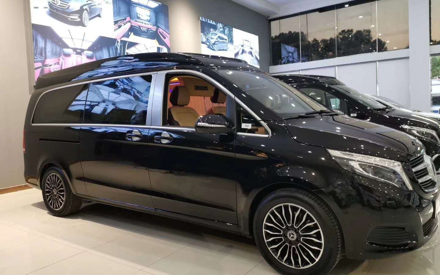 福建奔驰v260l高顶七座莱茵定制款商务车_哔哩哔哩 (゜-゜)つロ 干杯~