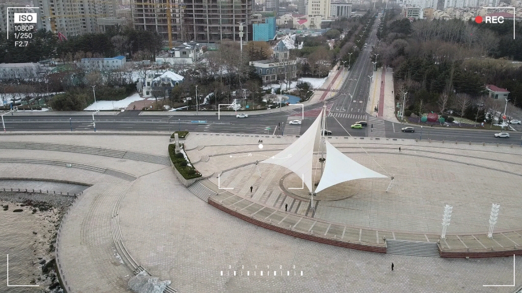 航拍烟台市海韵广场