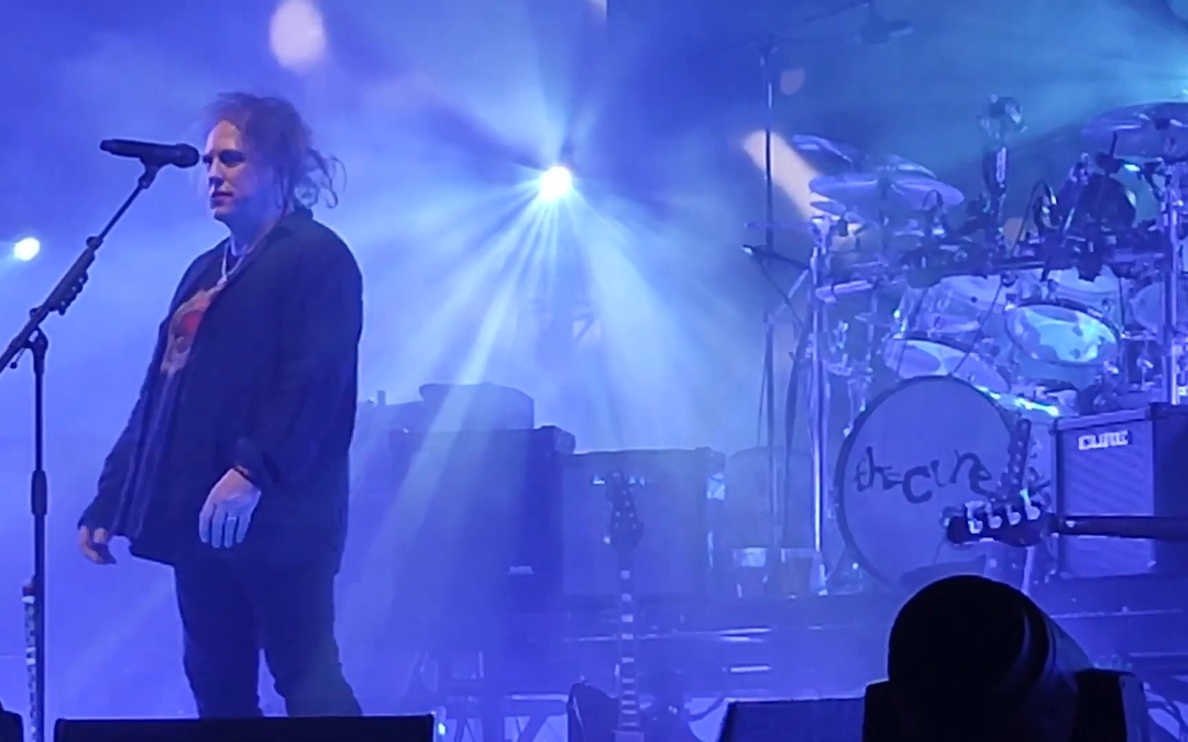 [图]The Cure - 2022.12.13 伦敦温布利演唱会 Wembley Arena London Live Multicam - Complete Gig