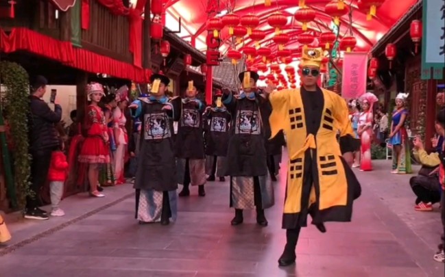 张家界千古情 湘西赶尸表演