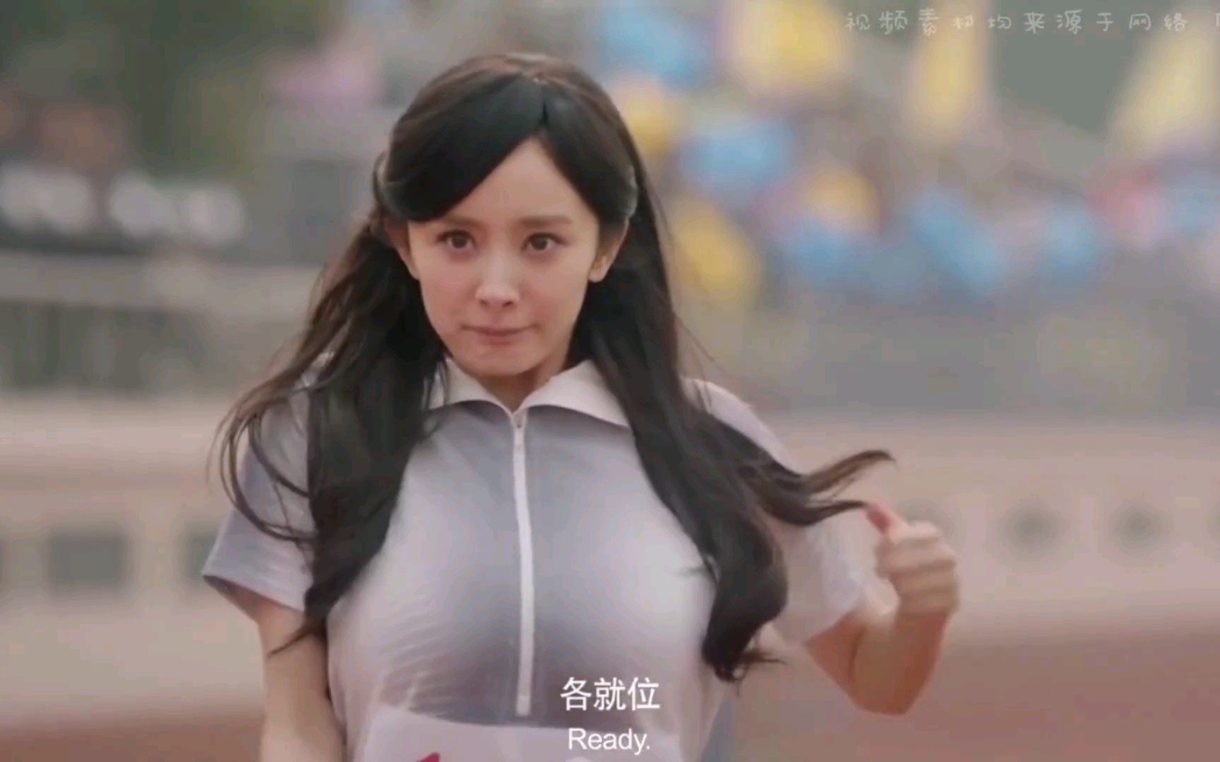 爆笑跑步搞笑系列,杨幂跑步这片段太美了,网友们看了不下10遍.