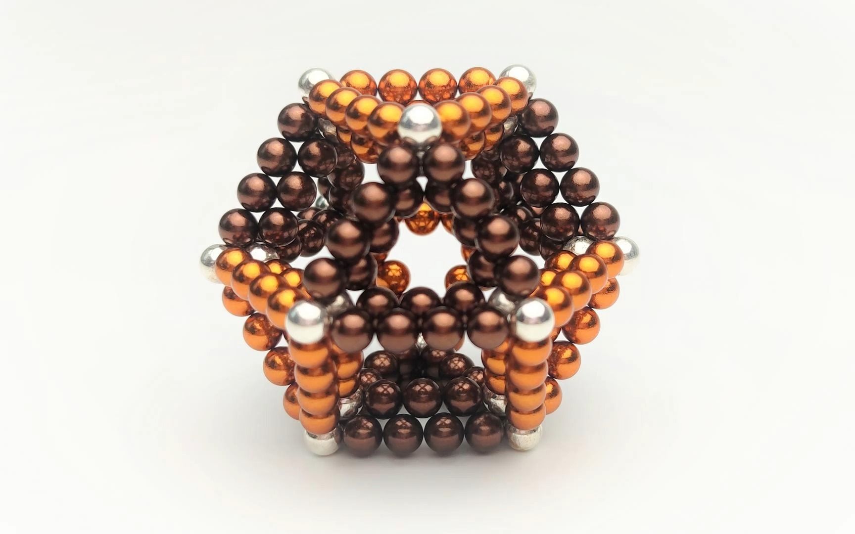 巴克球入门025 十四面体框架 192颗 难度20%