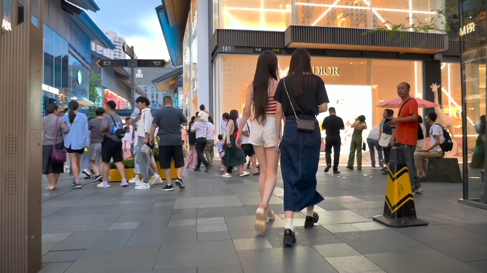 街拍成都太古里