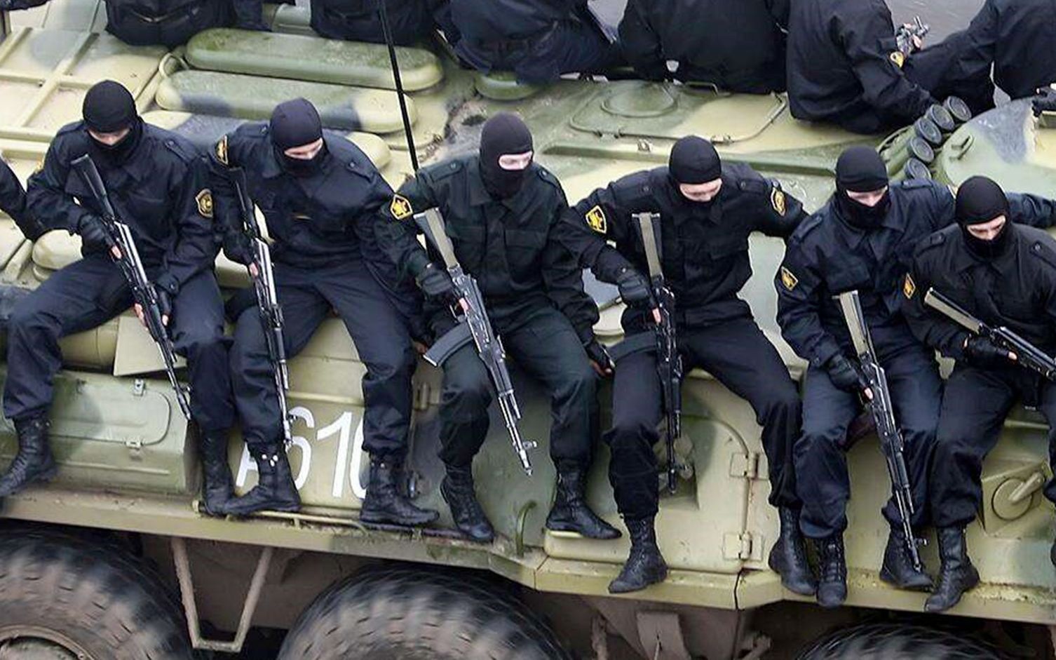 俄式反恐示范—解救客机上的人质【ground branch地面部队】