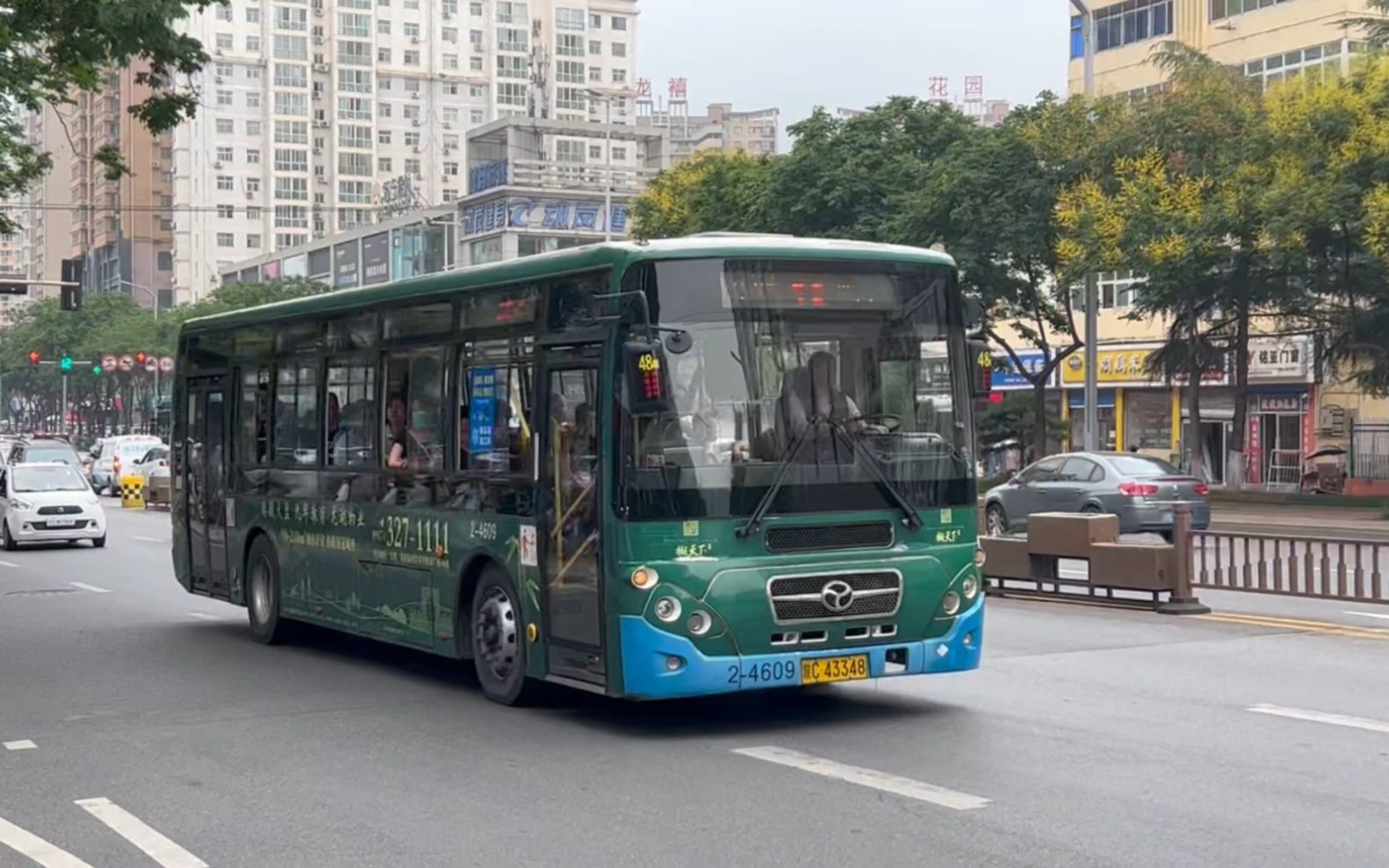 「渭河畔·精彩」宝鸡公交 东风扬子江wg6100nqc4 影像