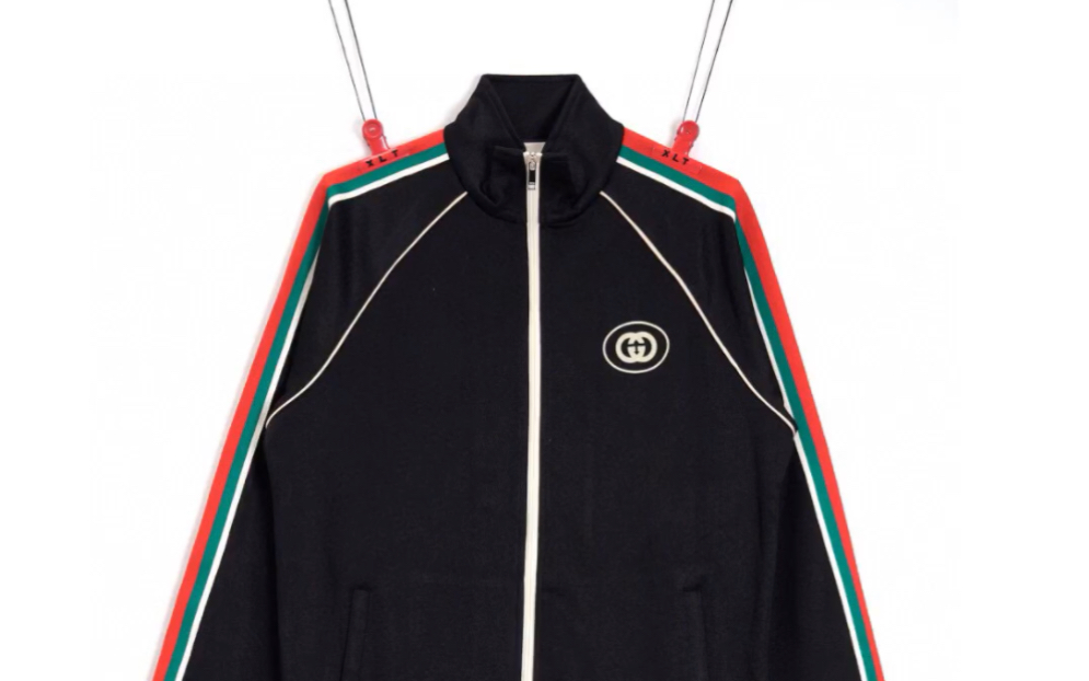 说一下高仿gucci古驰经典红绿织带套装外套