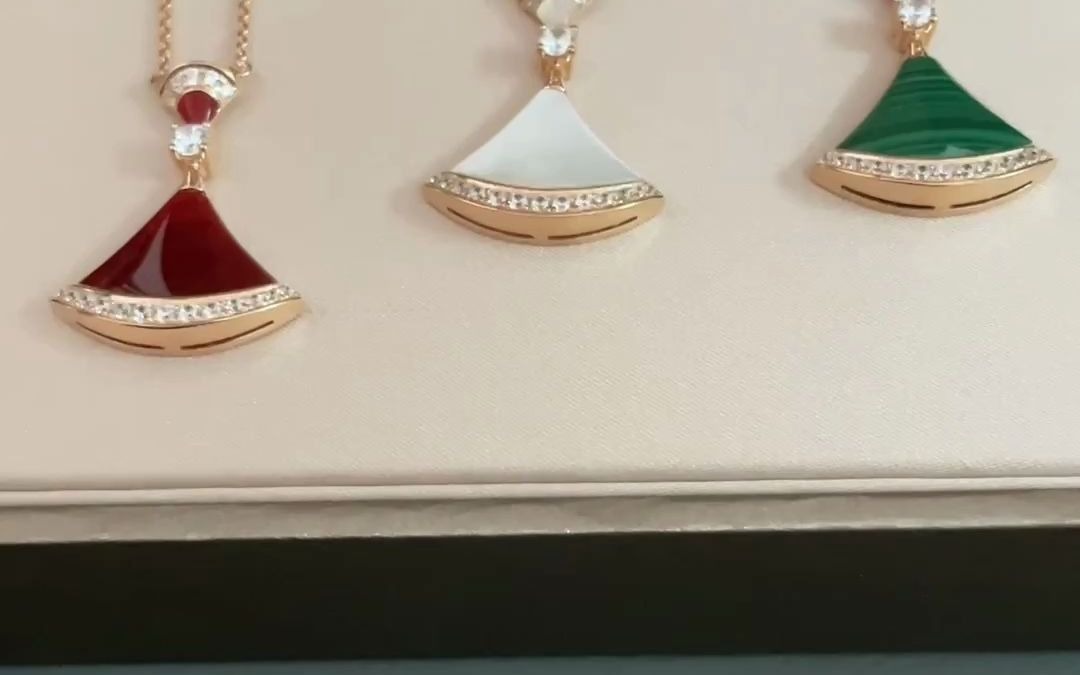 分享一款高仿bottega veneta葆蝶家首饰戒指工厂货源