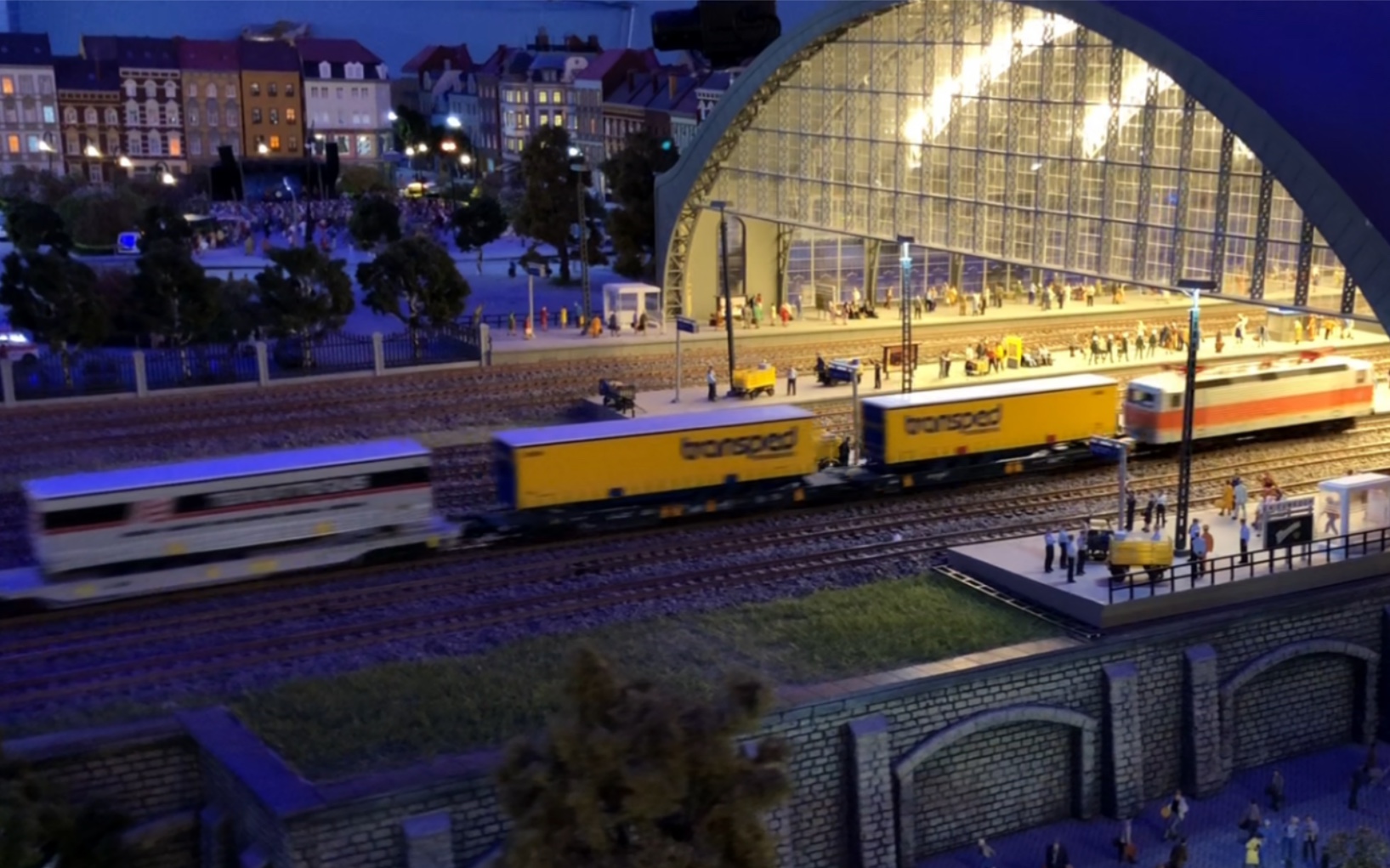 活动作品有点理解为什么谢尔顿喜欢火车模型了