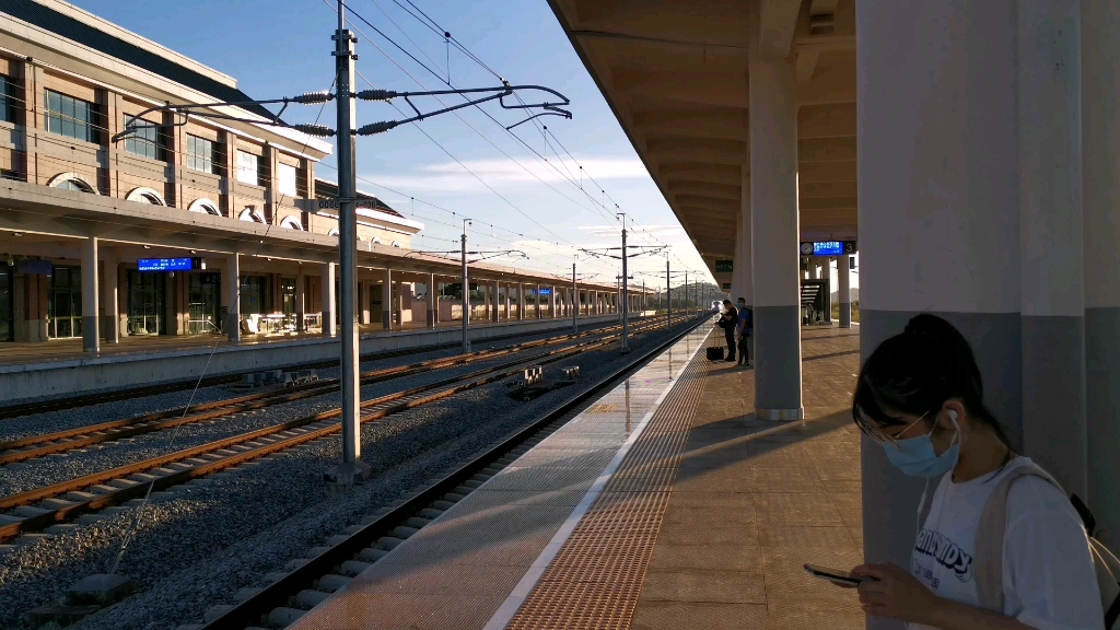 高铁(复兴号)台山站