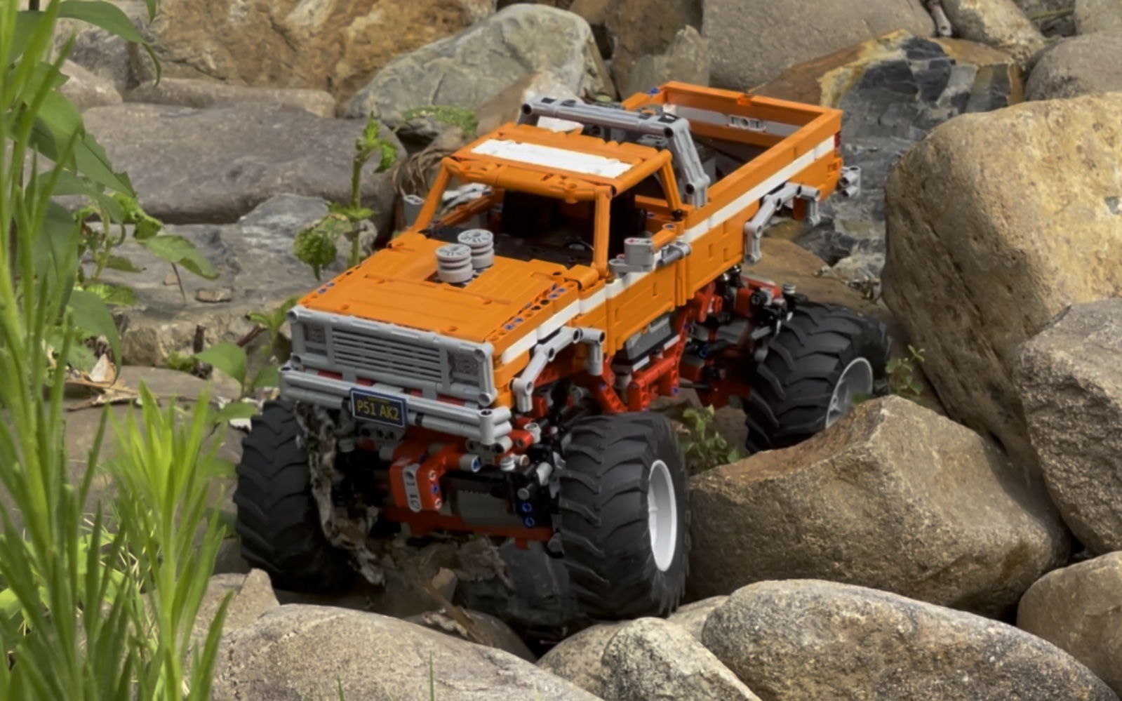 moc31327荒川怪兽皮卡公园越野