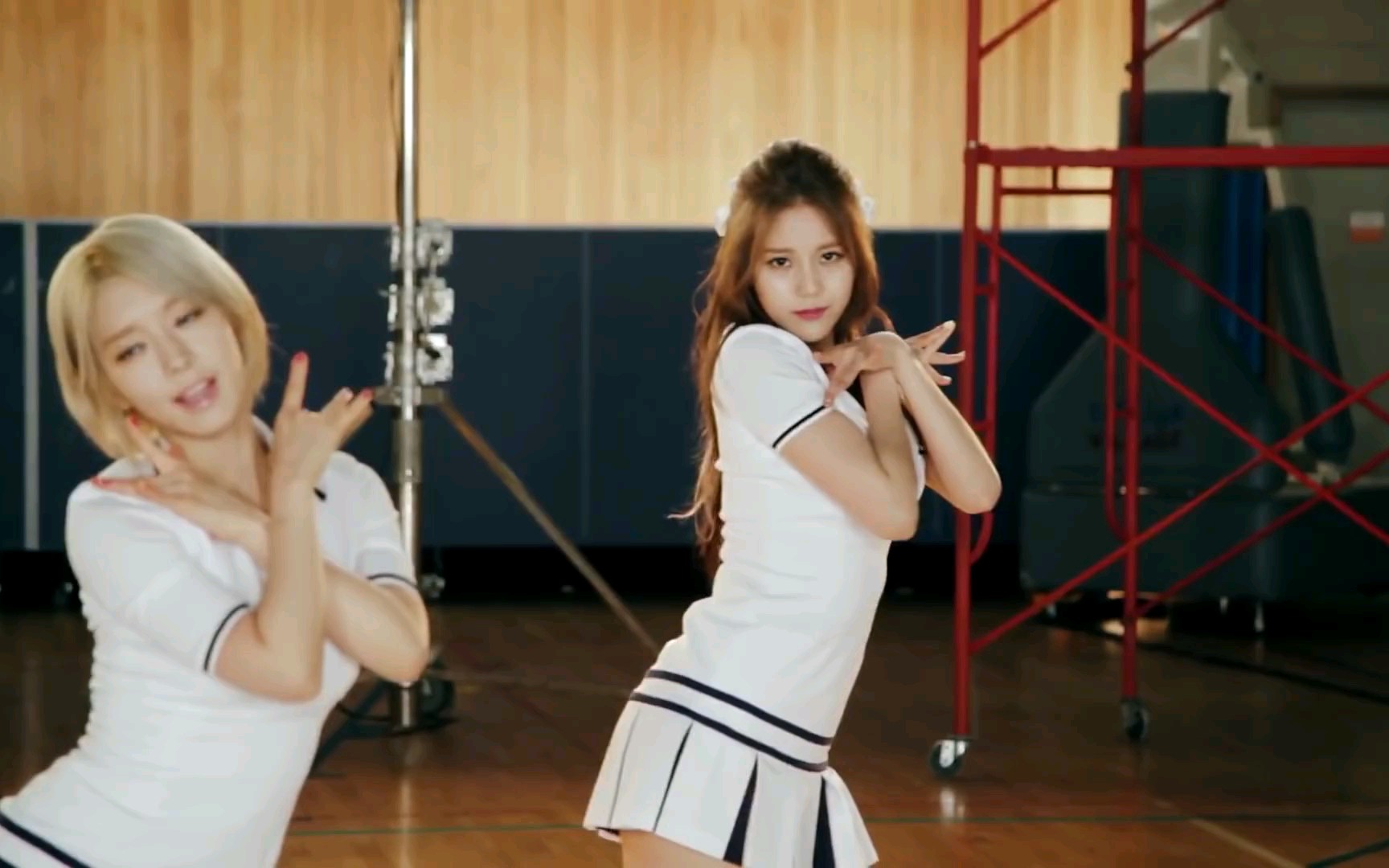 aoa怦然心动heartattackhyejeongver1080p