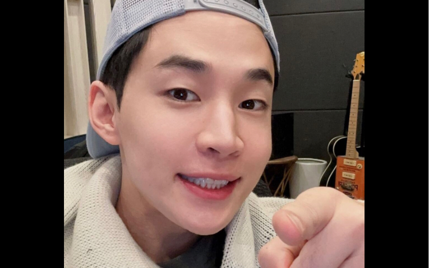 henry刘宪华ins问题回答【22.11.15 ins story更新】