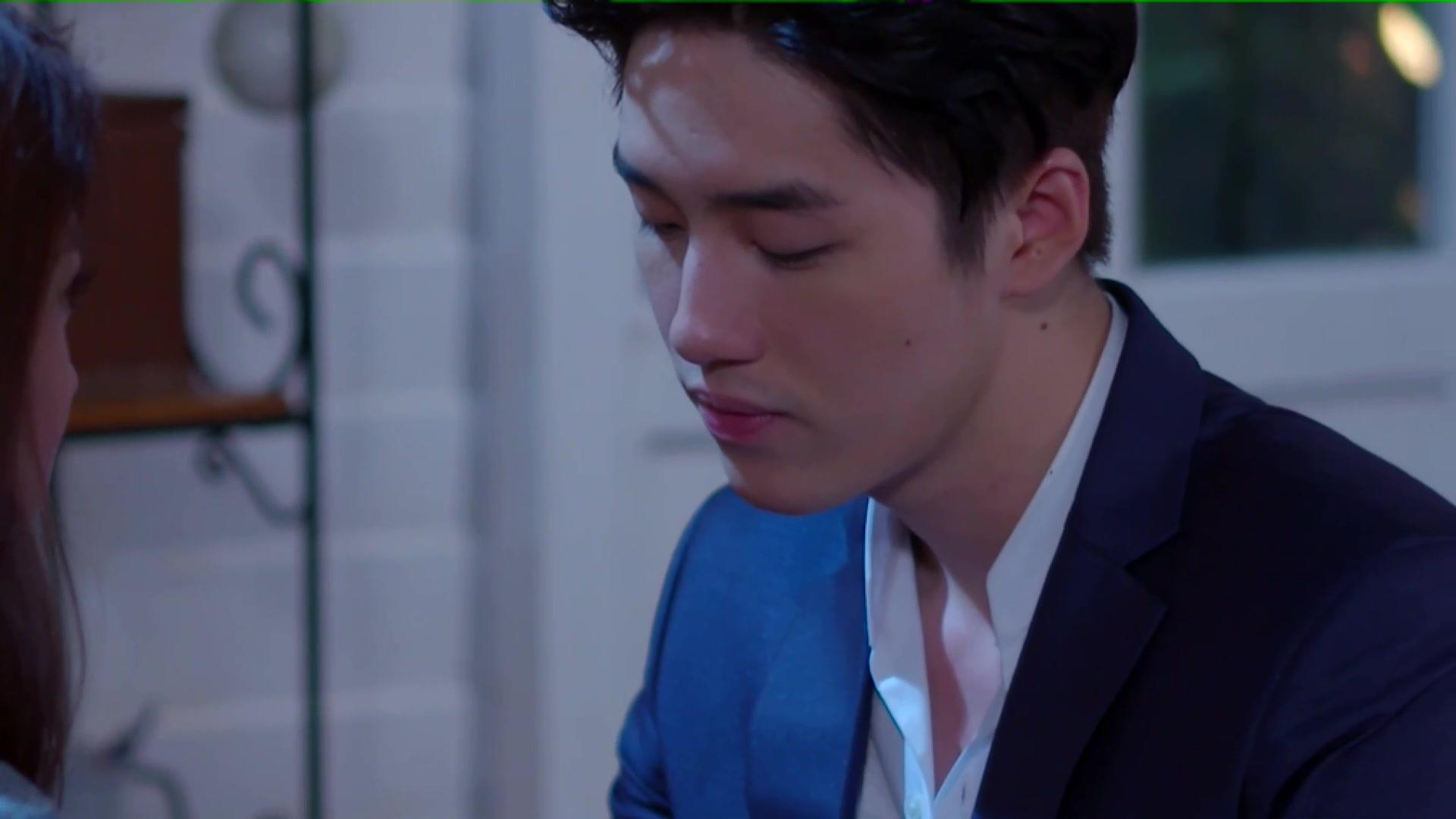 新铁石:tor为心爱女主处理伤口,却惹得女主泪眼婆娑,why?