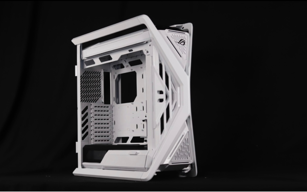 rog创世神机箱白色