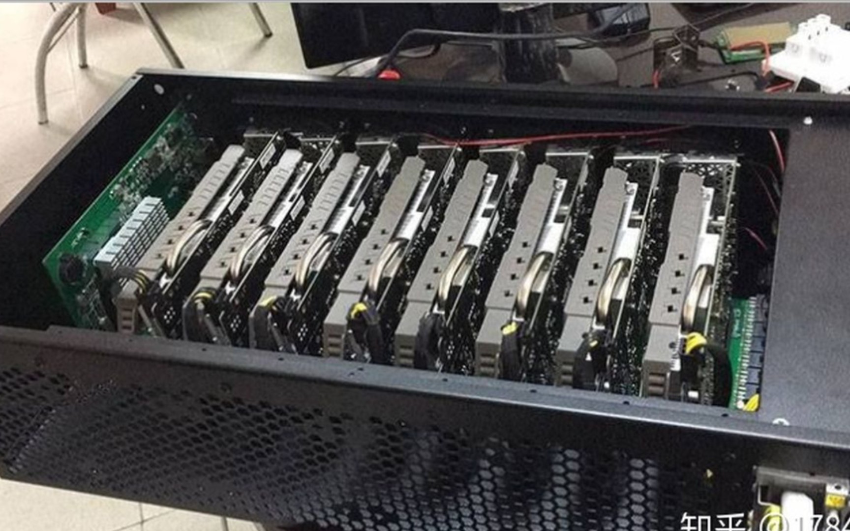 我组了一个6显卡矿机兄弟们进来给点建议