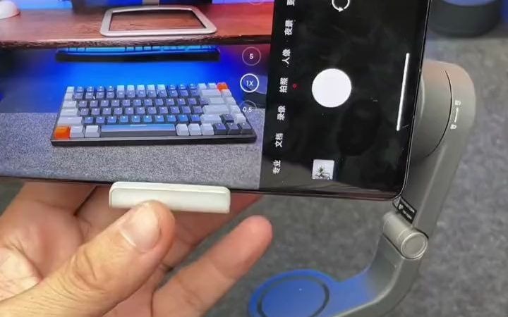 大疆Osmo Mobile 6手机稳定器上手体验 摄影 测评 大疆 春雨计划 玩机技巧哔哩哔哩bilibili