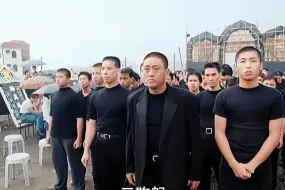 Télécharger la video: 柯志华：“我穿瓦萨鸡我怎么打”