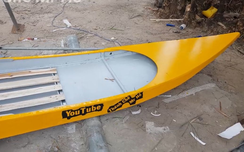 diy使用110cc踏板车动力制作快艇