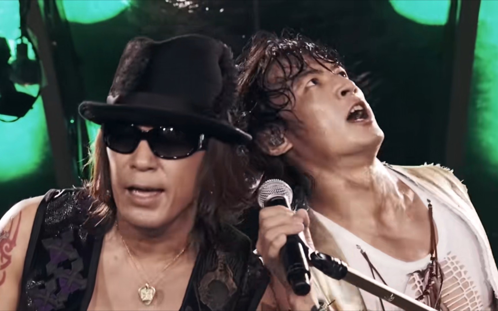 [图]B'z ねがい LIVE-GYM Pleasure 2008 GLORY DAYS（双语字幕）