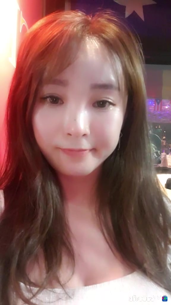 韩国女主播aejinlee酒后吐真言啊红扑扑的小脸袋惹人爱啊