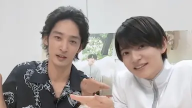 西村拓哉【ぴよ5248】 Lil かんさい西村拓哉、オーバーシルエット爽やかに着こなす