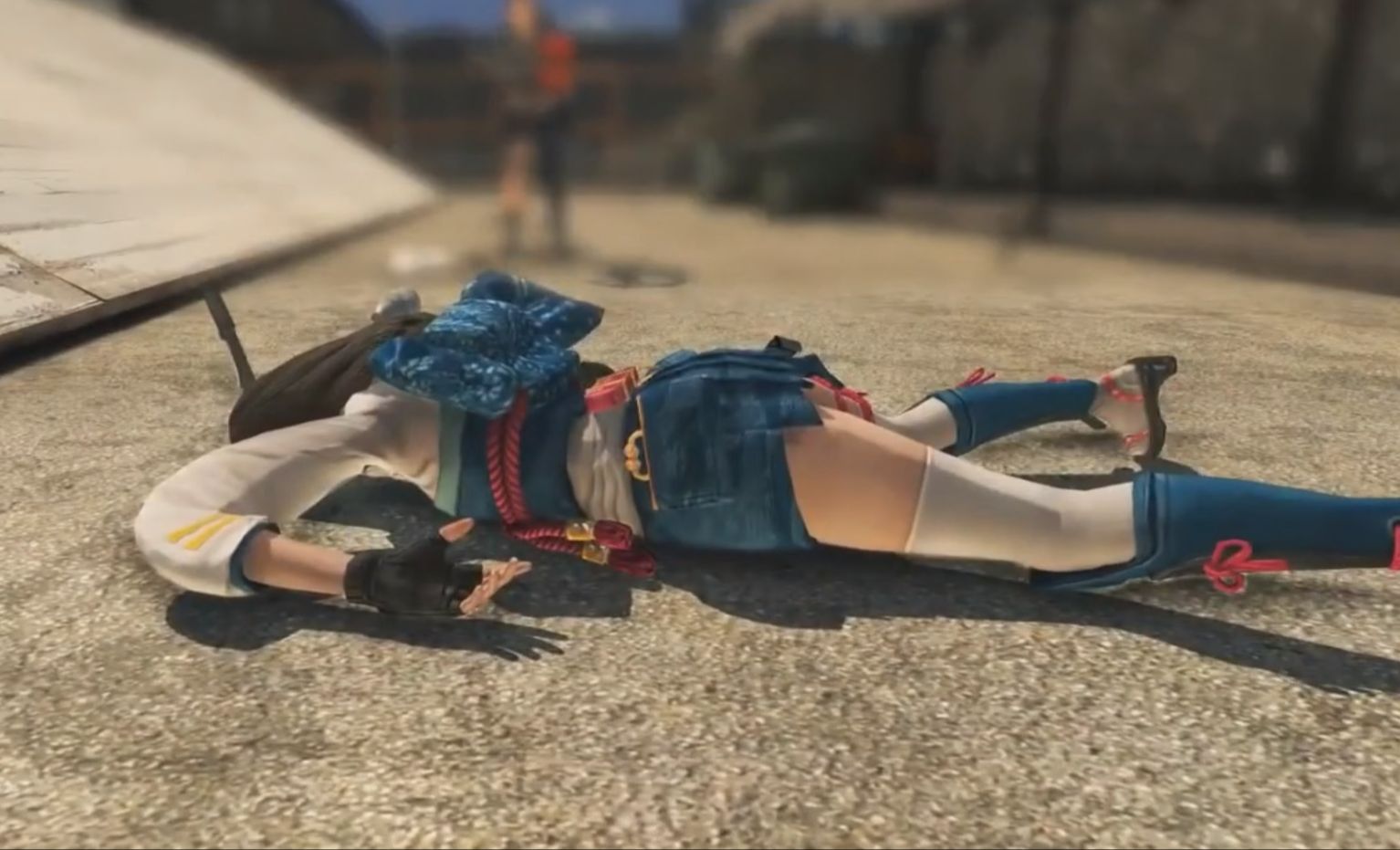 风暴战区可爱的樱被鸡杀