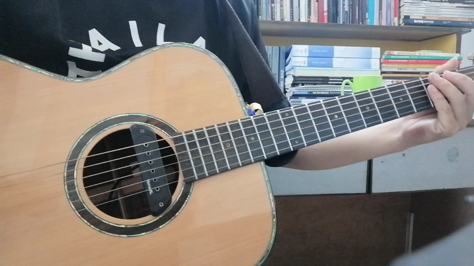 中音民谣吉他三级《隐形的翅膀》～c_哔哩哔哩_bilibili