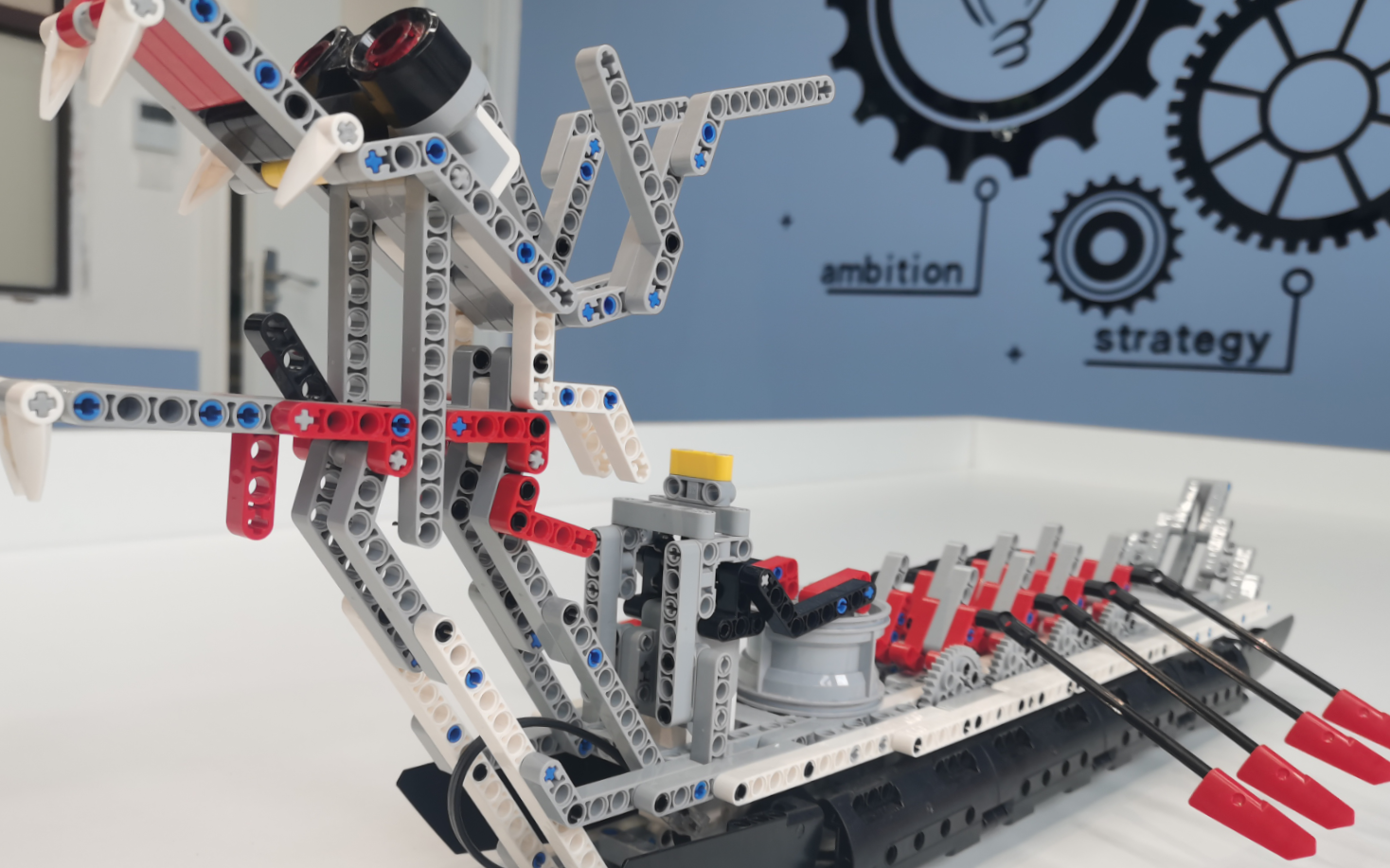 ev3搭建龙舟效果展示