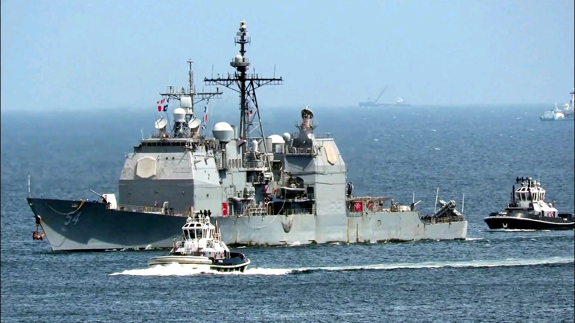【美国海军】提康德罗加级巡洋舰"安提耶坦"号(cg-54)横须贺入港(2020