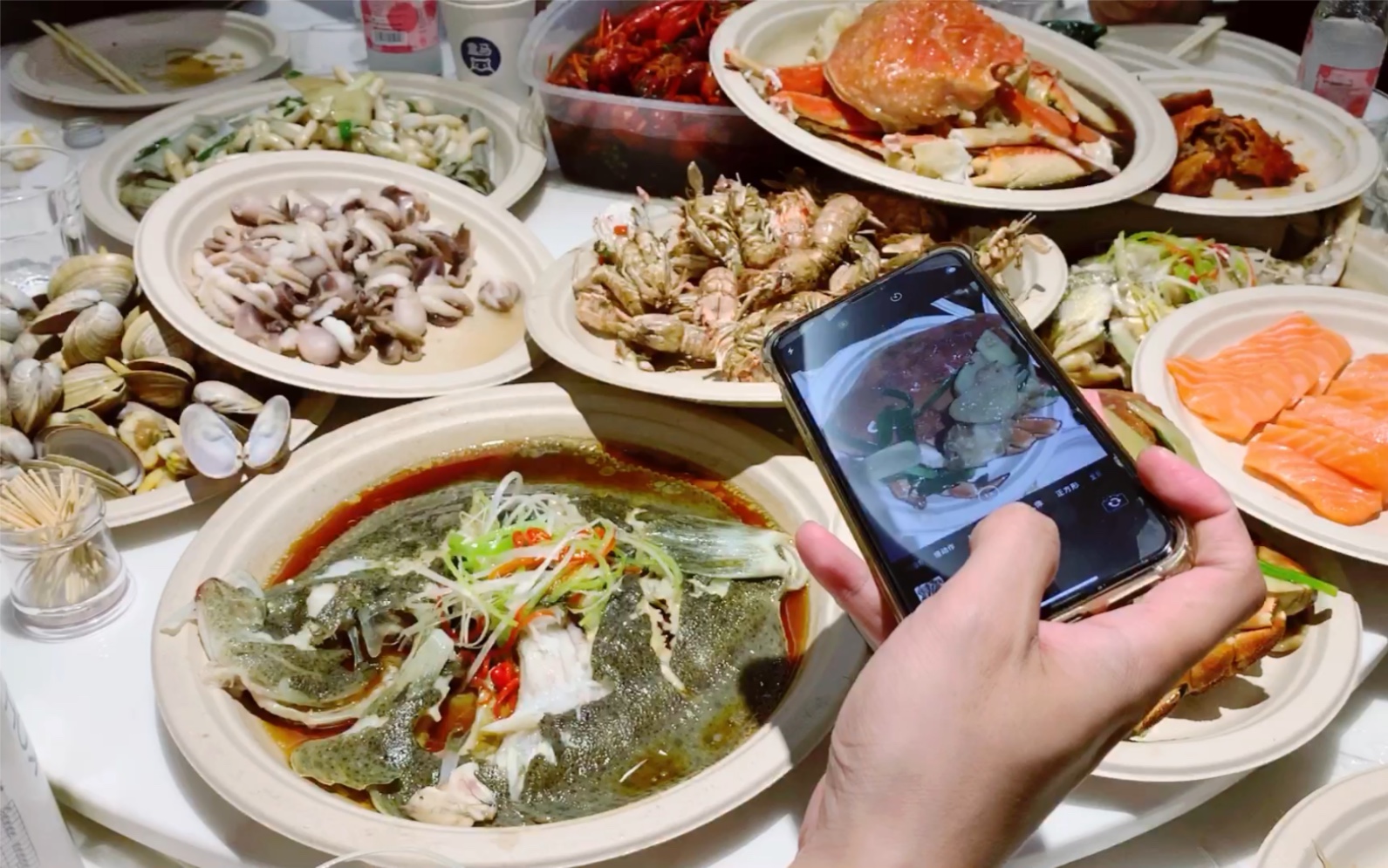 微博大v们的海鲜聚餐,你认识几个?
