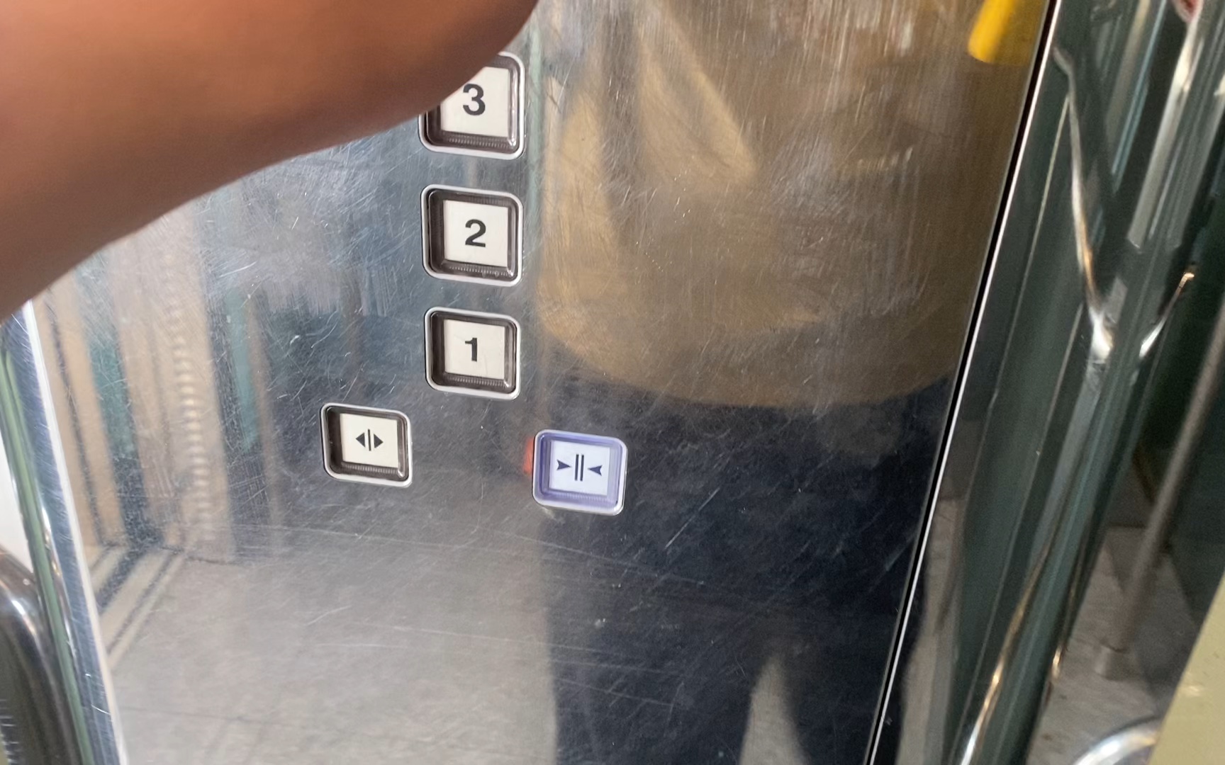 【设有五,六层但不停】汇通大厦的西子奥的斯电梯