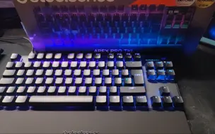 Скачать видео: 赛睿apex pro tkl2023 一个全自动打字的“AI”磁轴键盘