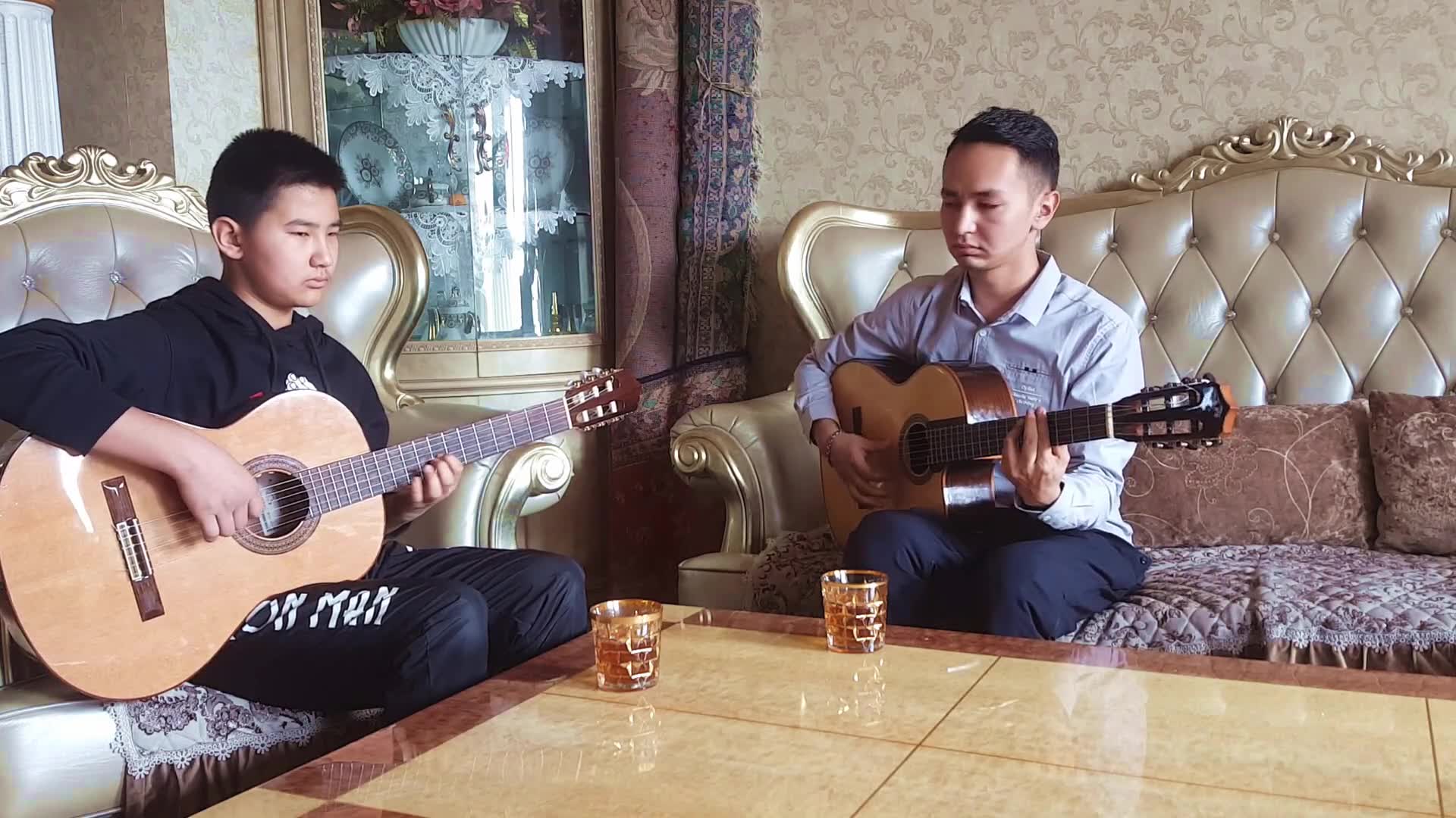 悲歌cancion triste 吉他曲 sardar gittar_bilibili_哔哩哔哩 (゜-゜